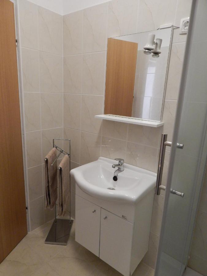 Apartment Jelena 파자나 외부 사진