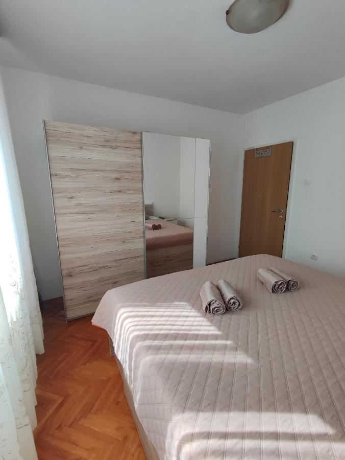 Apartment Jelena 파자나 외부 사진